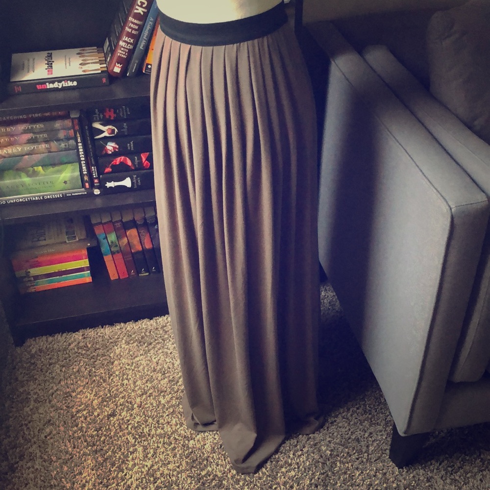 Maxi skirt
